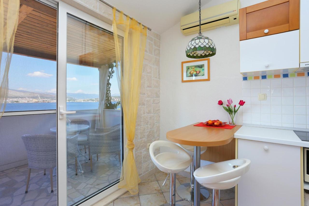 Apartments By The Sea Okrug Donji, Ciovo - 12502 Округ-Горній Екстер'єр фото