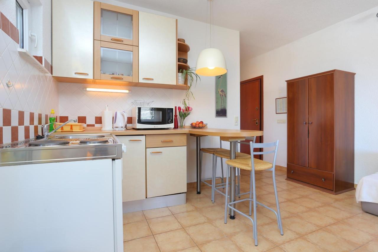 Apartments By The Sea Okrug Donji, Ciovo - 12502 Округ-Горній Екстер'єр фото